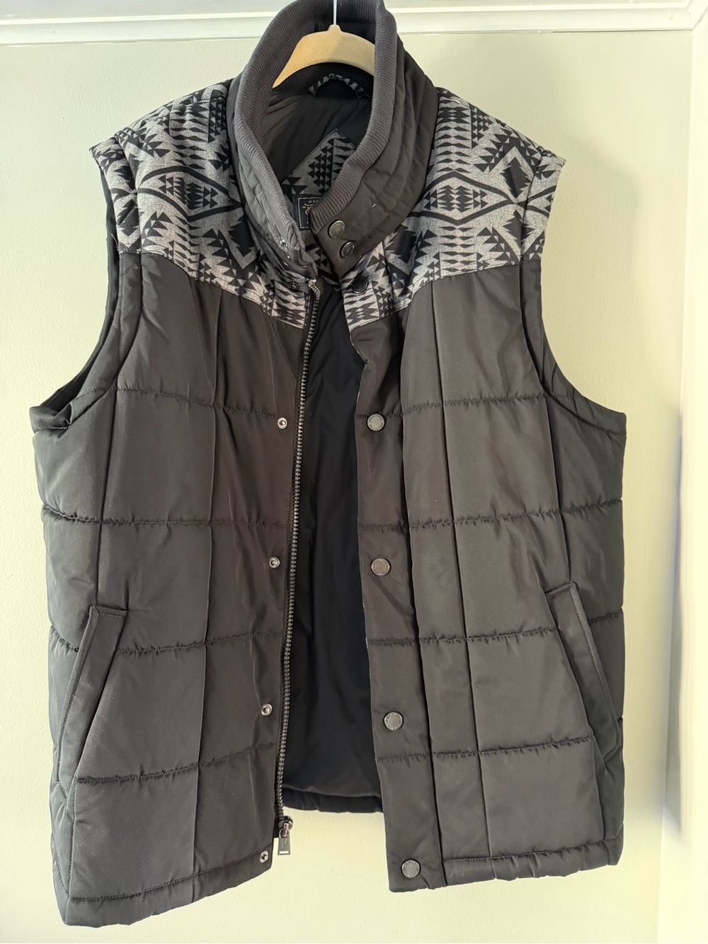 Pendleton Charcoal Gray Quilted Vest with Geometric Yoke